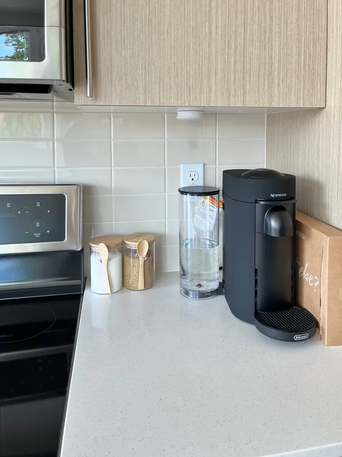 Edison 510 furnished rental — photo 9