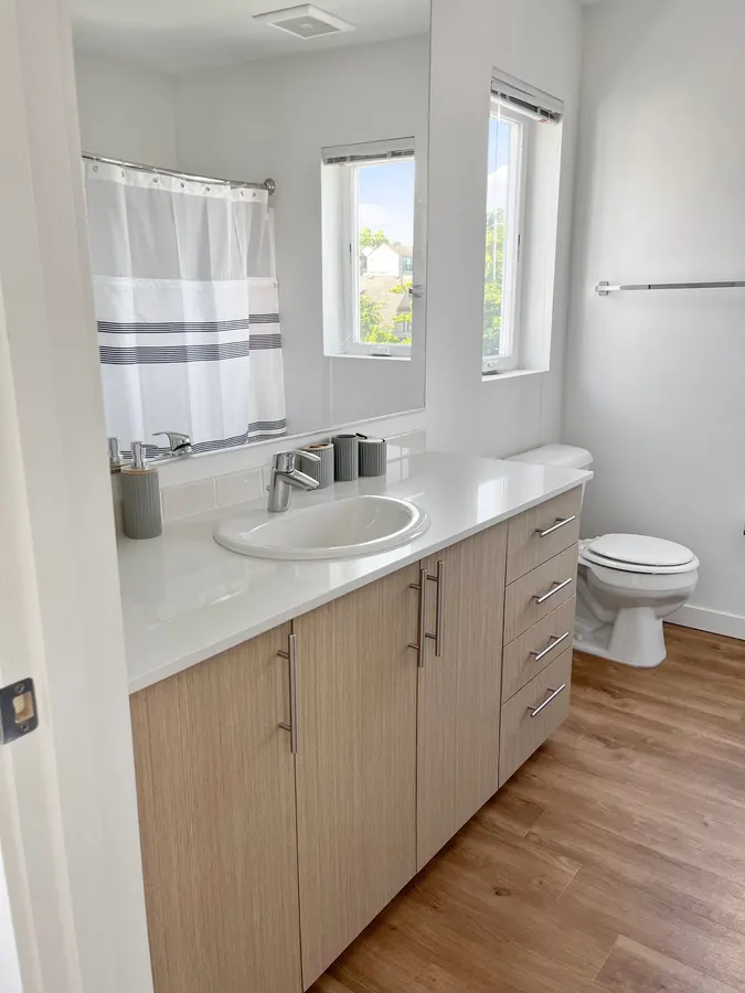Edison 510 furnished rental — photo 12
